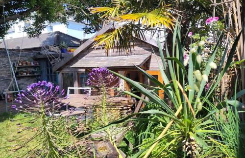 Bright cosy house, garden, central to town & beach - Foto 1