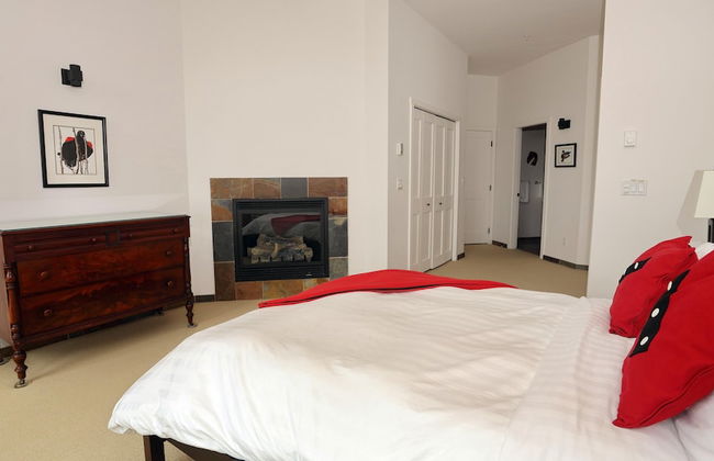 Pacific Rim Retreat - Photo 3