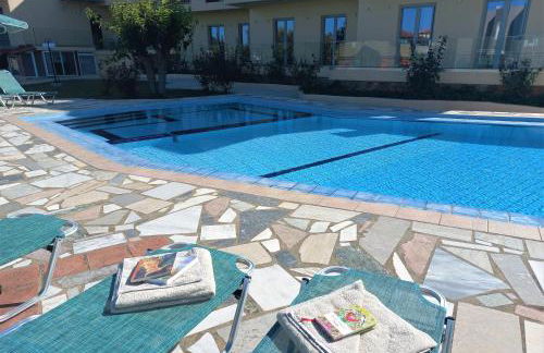 Family Friendly Kalliopi Apt - Photo 3