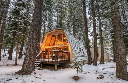 Truckee Cabin Getaway - Sleeps 6 - Foto 2