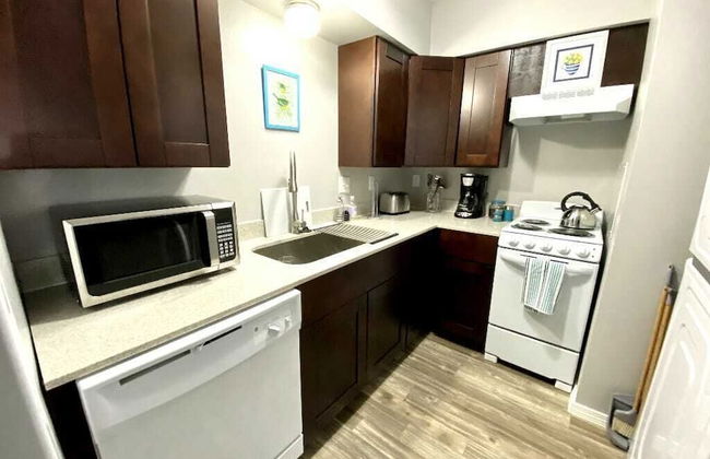 1 Bed Apartment next to SW Integris near Downtown - Photo 12
