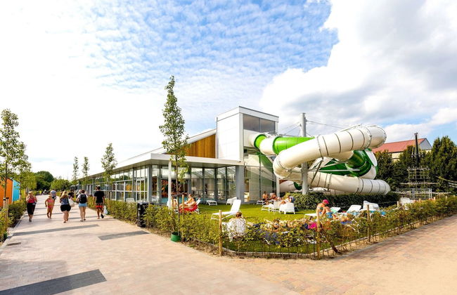 Fully Furnished Tiny House near Beach - Foto 9