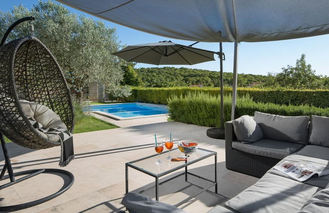 Art Villa Sis With Private Pool - Foto 20