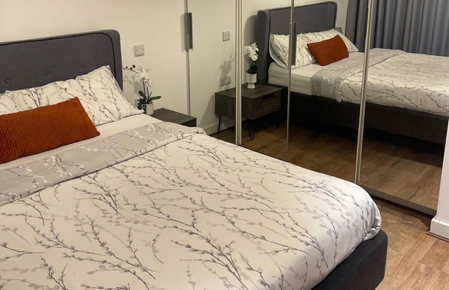 East London 2-bed Apt Sleeps 4, 7 min Walk to Tube - Photo 2