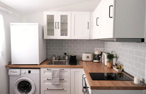 Studio rénové avec belle terrasse - Foto 16