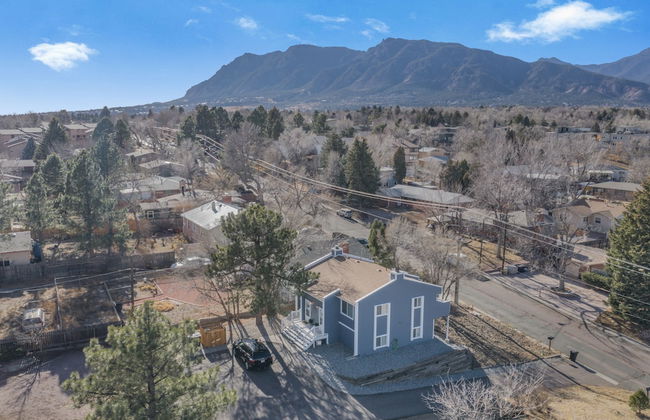 Mid-GoodnightVenture - Foto 44