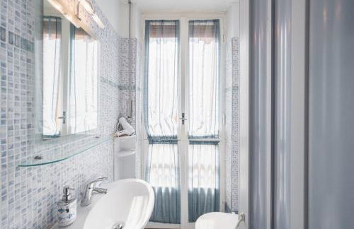 Charming Loft - Central - Steps to the Beach - AC - Foto 8