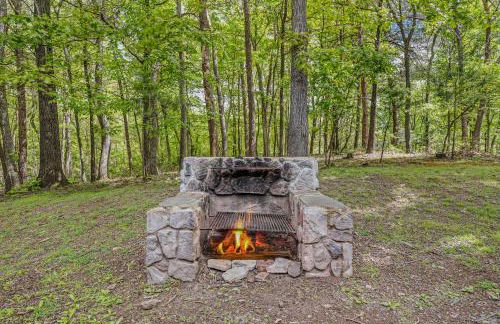 Seventh Heaven - Hot Tub, Pet Friendly, Grill, Wifi, Deck, Covered Porch, Family Friendly, Kid's Loft, King Bed - Foto 70