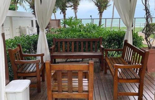 Apartamento a beira-mar com piscina - Foto 22