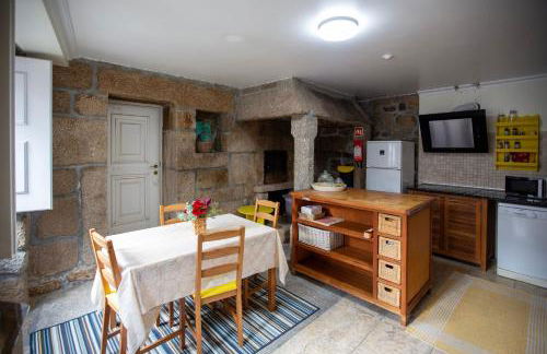 Casa dos Livros - Guest House - Foto 77