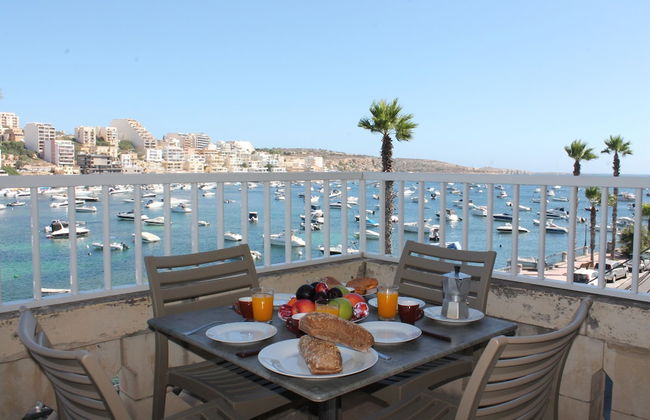 Blue Harbour 3 by Getaways Malta - Foto 1