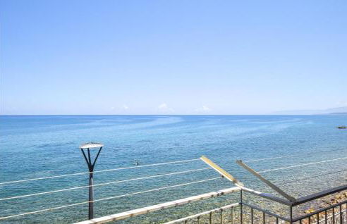 Stunning Apartment In Marina Di Caronia - Foto 7