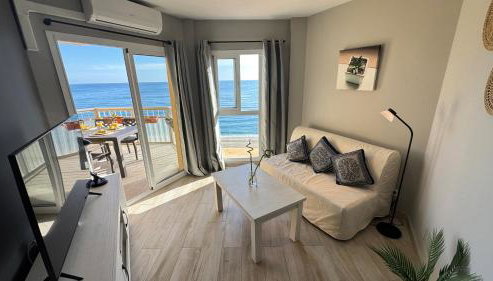 Tu Ventana al Mar Vistas Únicas, Diseño y Relax - Foto 2