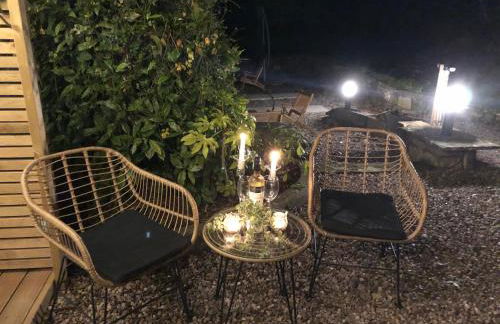 Shepherds Hut - Photo 38