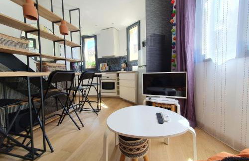 L'Exquishette de Lourmarin, un nid sur les toits. - Foto 8