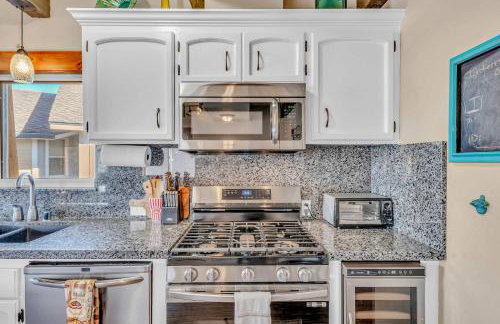 South Lake Retreat Deck Dock & Game Table - Foto 10