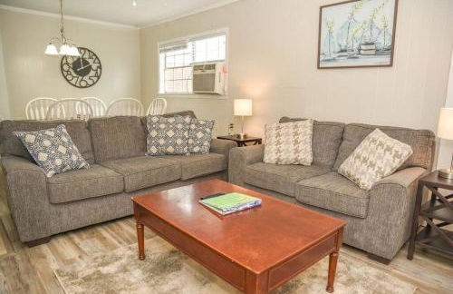 Bungalow near Main Street - #2 - Foto 15