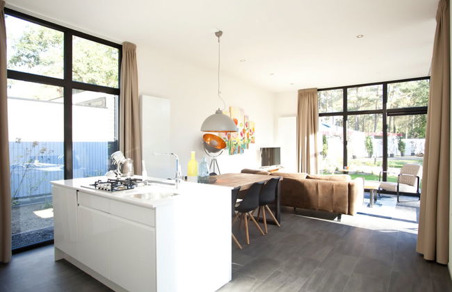 3 bedroom House in Nijkerk with swimming pool and terrace - Photo 4