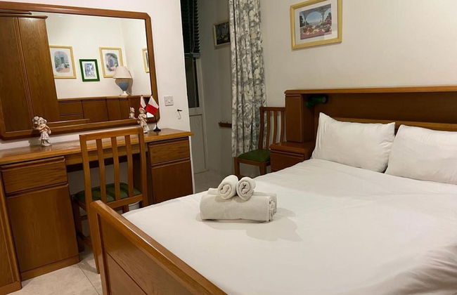 Sea and sun Views 2bd Apt Marsalforn Gozo - Foto 5