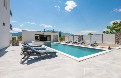 Awesome Home In Veliki Prolog - Foto 10