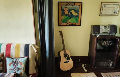 Southeast Portland Comfy & Eclectic Craftsman Home - Foto 51