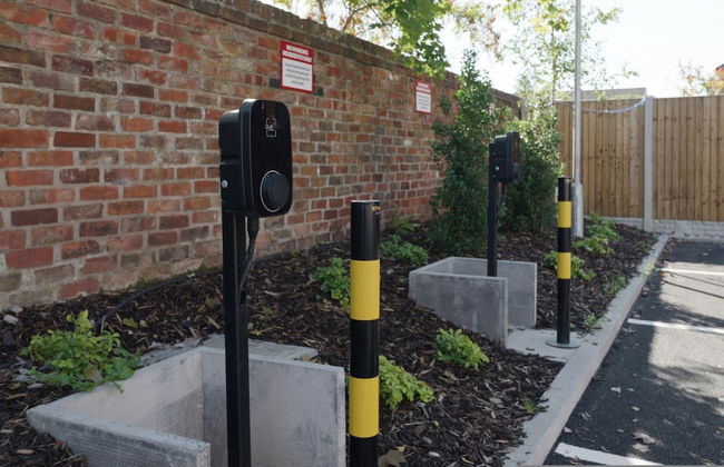 Luxury Manchester Apartment - Blue - Photo 16