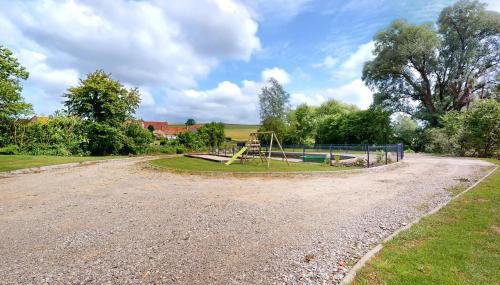 4 Bedroom Gorgeous Home In Bezinghem - Foto 2