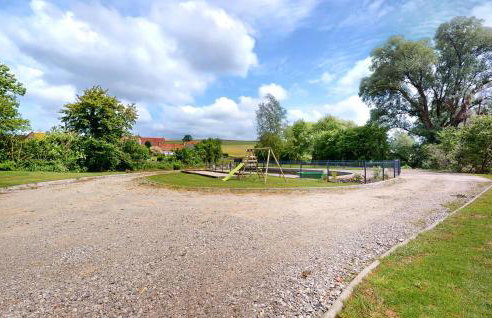 4 Bedroom Gorgeous Home In Bezinghem - Foto 2