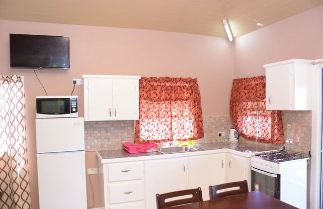 Hillview Apartments and Vehicle Rental - Foto 13