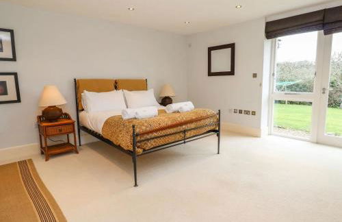 Penarvon House - Stunning Waterfront Escape with Games Room - Foto 6