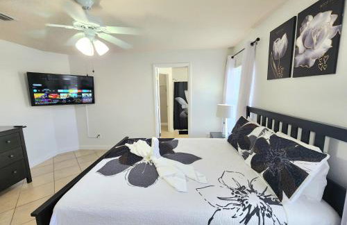 Orlando villa private pool/hot tub close to Disney - Foto 10