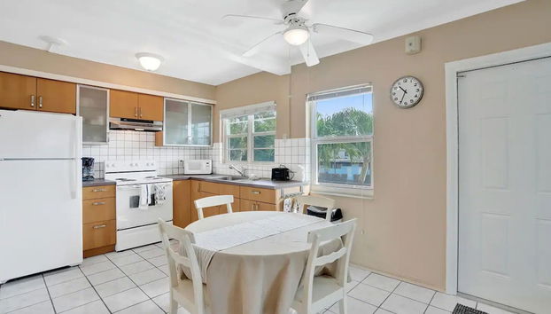 Oceanfront Oasis Charming 1BR Getaway - Foto 5, Habitación