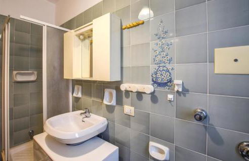 Nice Apartment In Nocera Terinese - Foto 13