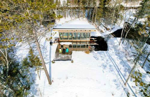 Waterfront Lake Superior Cabin Fire Pit and More! - Foto 44