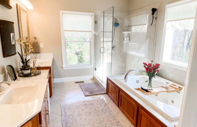 Elegant Stonegate Home - Foto 4