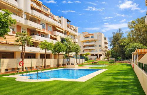 WintowinRentals Terrace, Pool, Parking in Cala del Moral - Photo 1