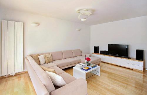 Holiday house with a swimming pool Lozovac, Krka - 11715 - Foto 10