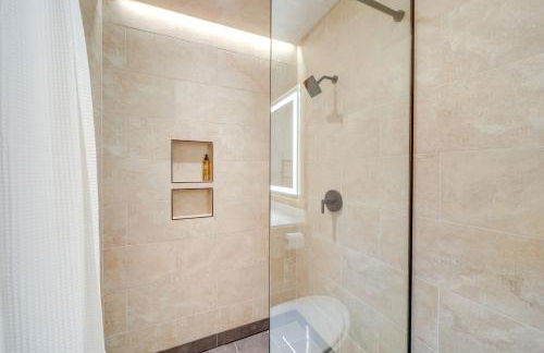 Luxe Valley Home with Sauna and Hot Tub Near Mazama - Foto 26