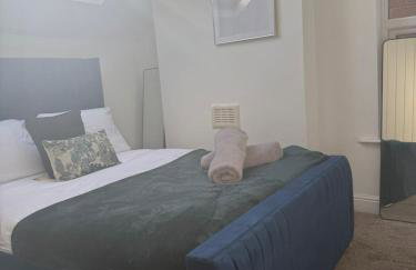 4-Bed Family Home - Steps from Nottingham Forest Ground - Foto 20