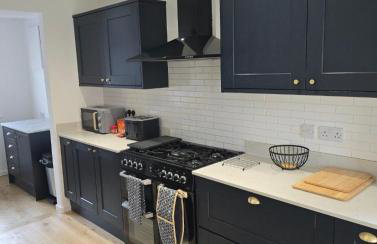 4 bedroom detached house - Foto 16