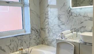 Entire House - Near Etihad stadium and Central Manchester - Foto 5