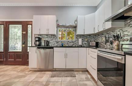 Luxury Lake Front Camelot Villa - Foto 13