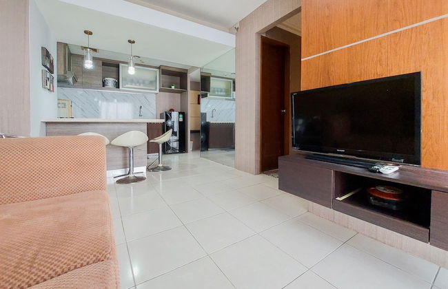 Comfort And Simply Look 2Br At Great Western Apartment - Photo 12