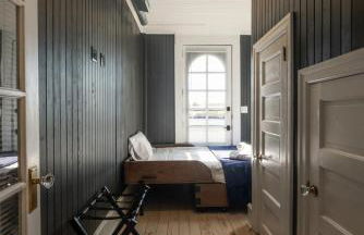 The Capone House-Historic Bayfront Home w/hot tub - Foto 14