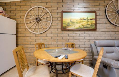 Horse Ranch Hideaway! Wickenburg Equestrian Casita - Photo 10