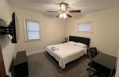 Super close to Cleveland Clinic Fairview Colibri - Foto 1