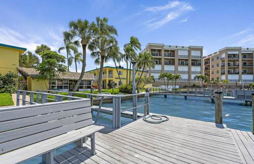 Malyn 108, Updated Waterfront condo, private patio - Foto 18