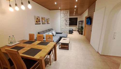 Sonnen 1 - Erdgeschoss-Wohnung mit Arbeitszimmer und Parkplatz - Foto 3