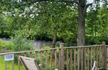 Luxurious Riverside Lodge - 'The Ardle' - Photo 14