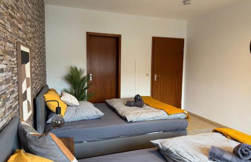 Frankfurt Work and Rest- 4 Bedrooms- 2 WCs- free Parking- 5 Queen size beds- Fast WiFi- roller shutters - Foto 60